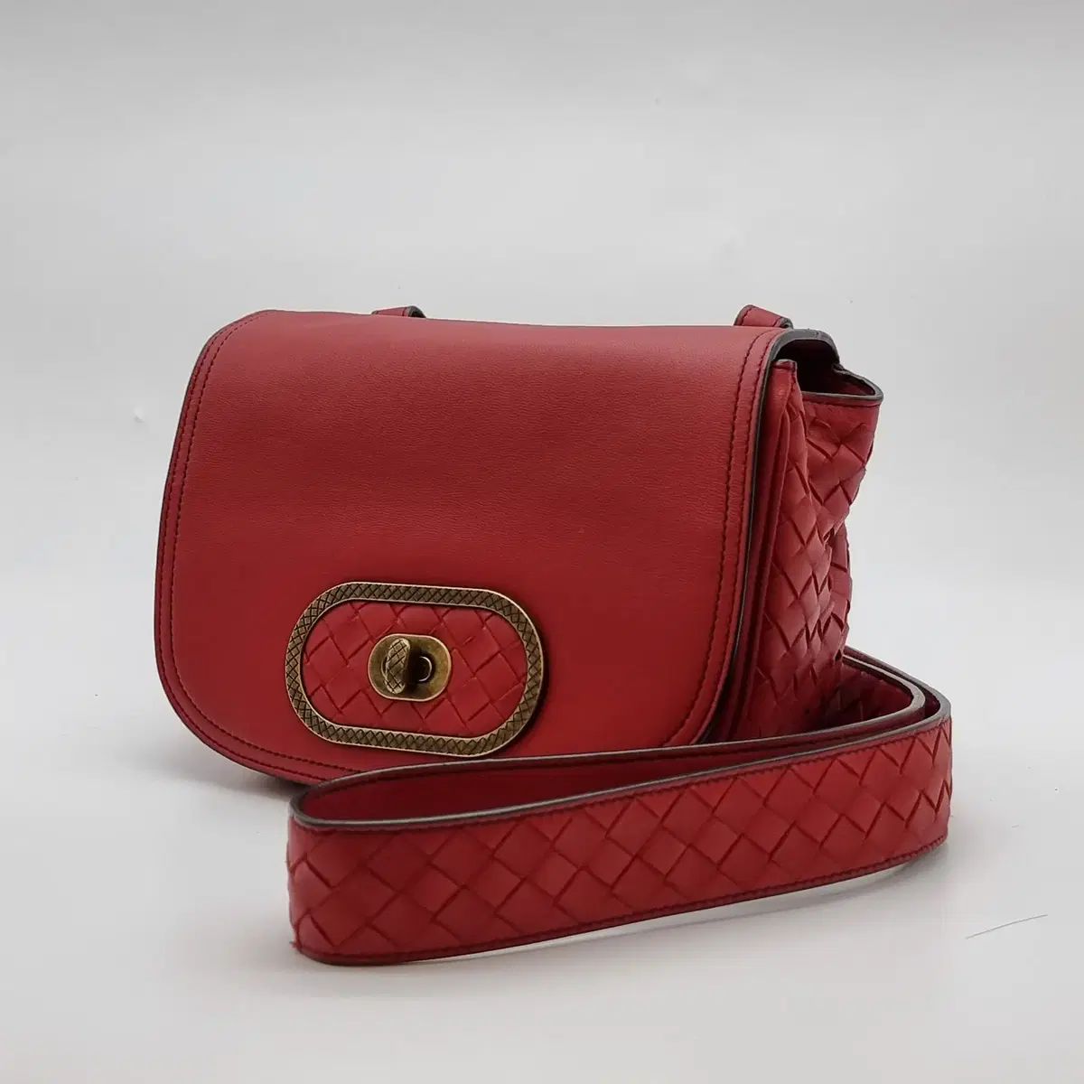 Bottega Veneta ボッテガヴェネタ ルナ クロスバッグ 赤 BOB091714