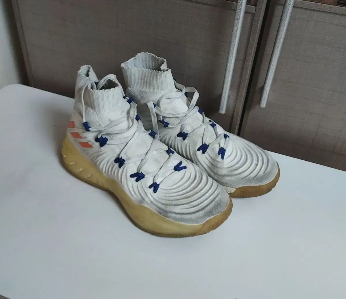 大注目 280 メルカリ - 出品 バスケットシューズ adidas(アディダス) シューズ(男性用)