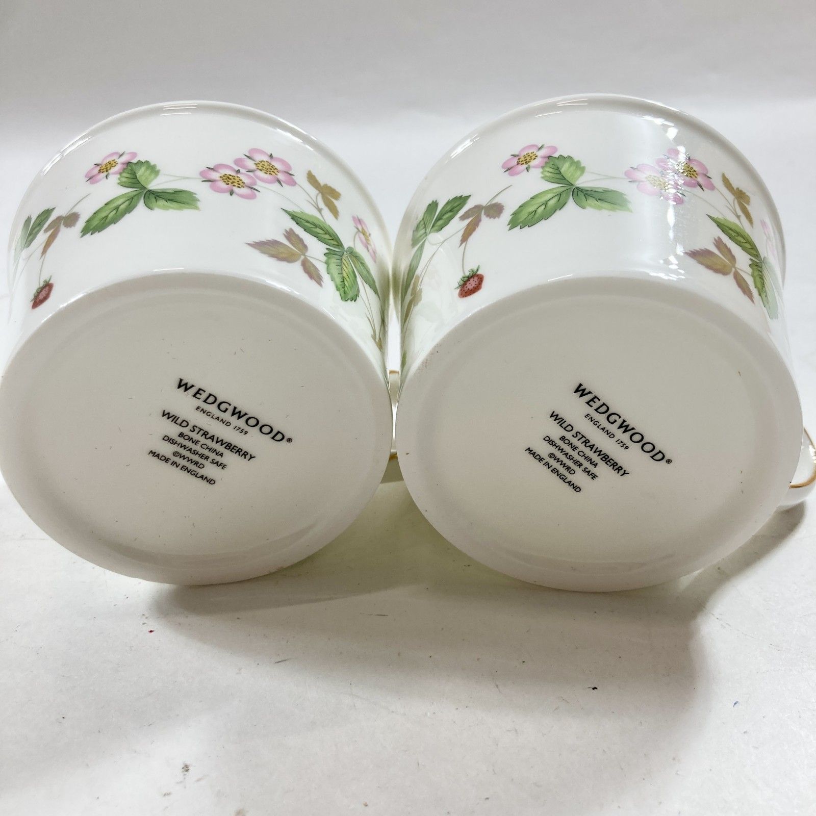 美品♥ワイルドストロベリープレート大皿、小皿 ワイルド ストロベリー プレート 15cm|WEDGWOOD公式オンラインストア