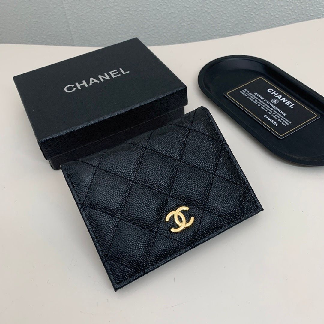 CHANEL クラシック 二つ折り財布 二つ折り黒財布 男女兼用 シャネル