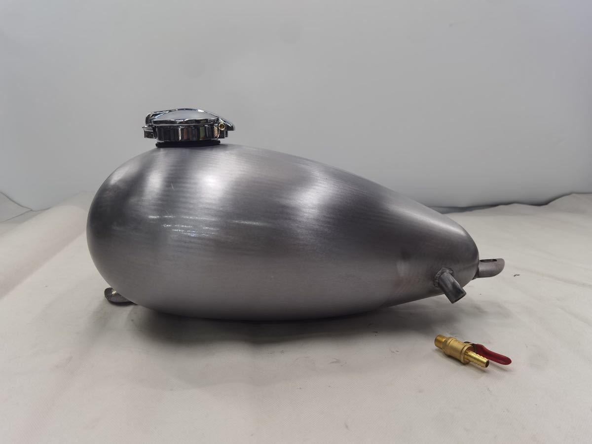 T-96 10L ハーレー 汎用品 マスタングタンク カスタムタンク 