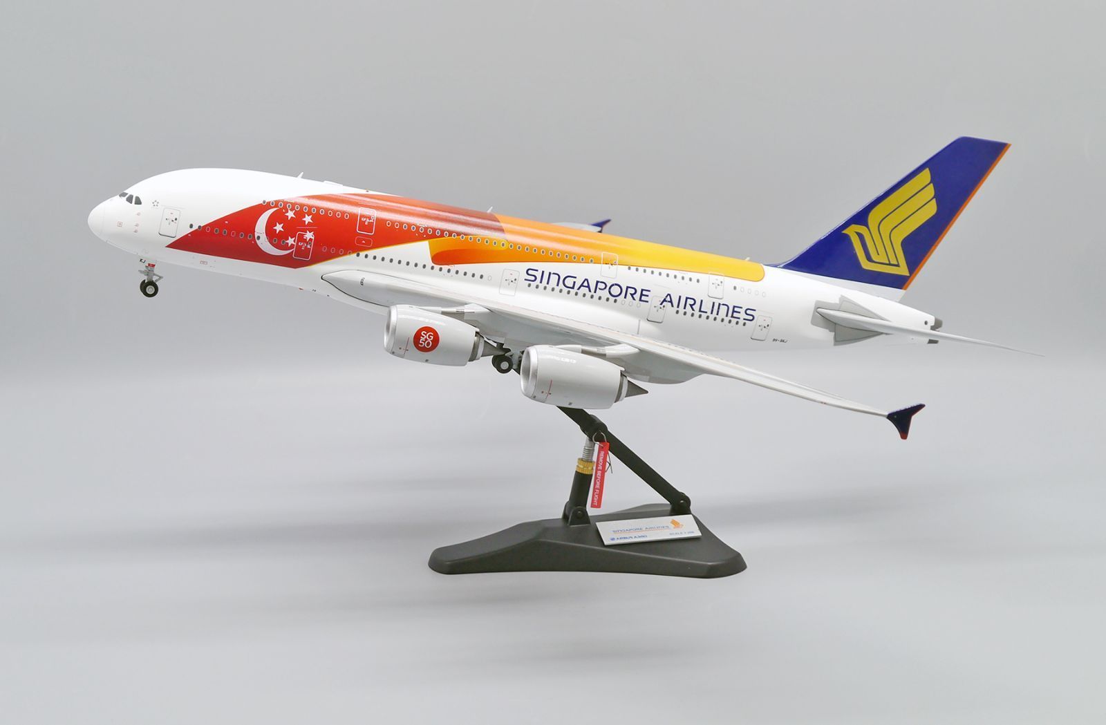 Jcwings シンガポール航空 A380 9V-SKJ 1/200 EW2388011 - メルカリ Jcwings シンガポール航空 A380 9V-SKJ 1/200 EW2388011 - メルカリ