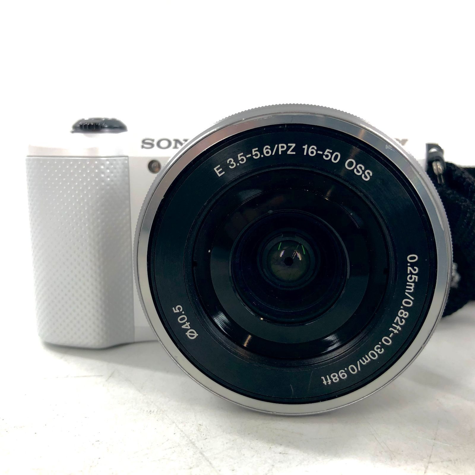 SONY ソニー α5000 ミラーレス一眼カメラ ホワイト レンズ 0.25m/0.82