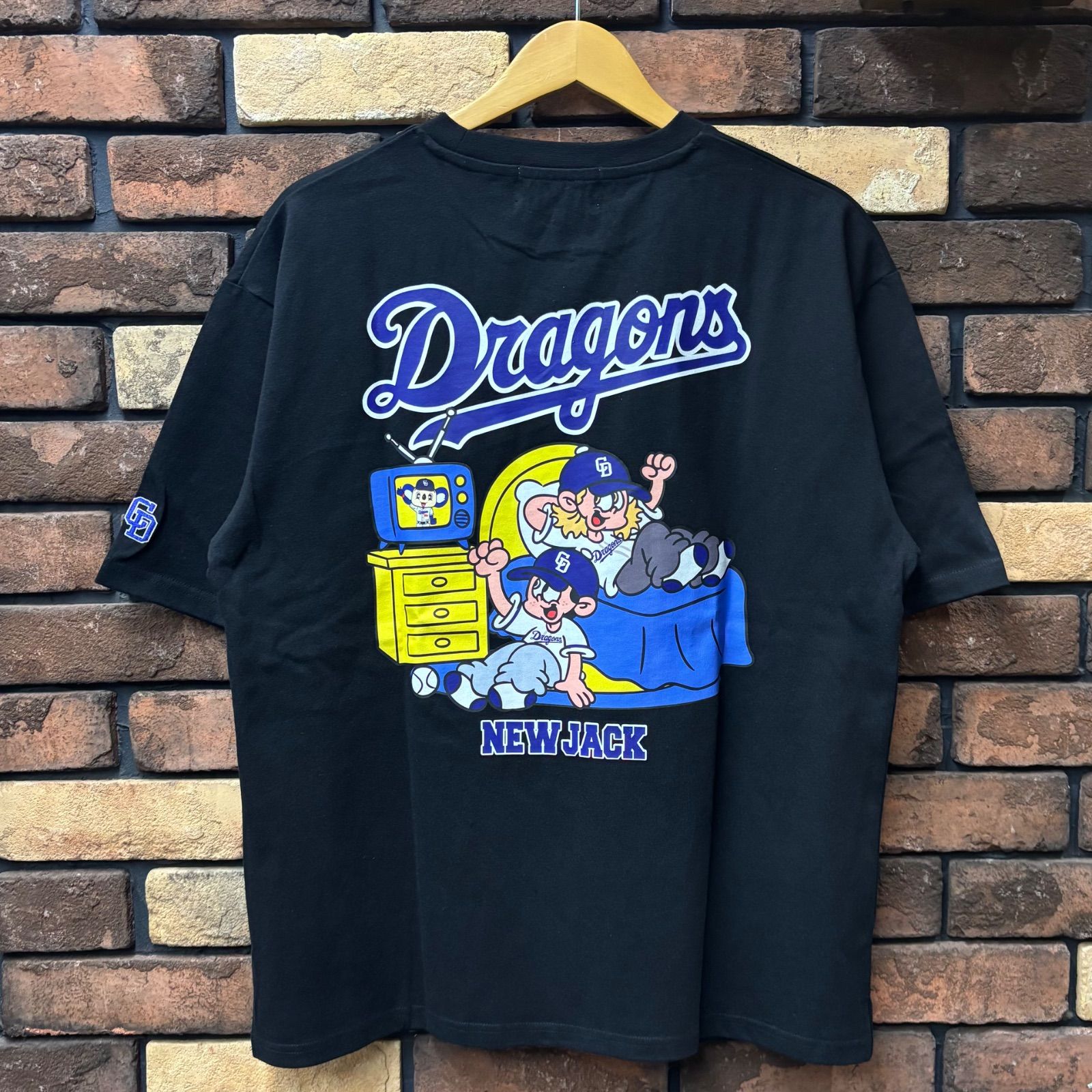 【新品未使用】中日ドラゴンズ カモドラCAMODRA Tシャツ (S) 中日ドラゴンズ承認 Tシャツ デザインシャツ XS S M L XL 110