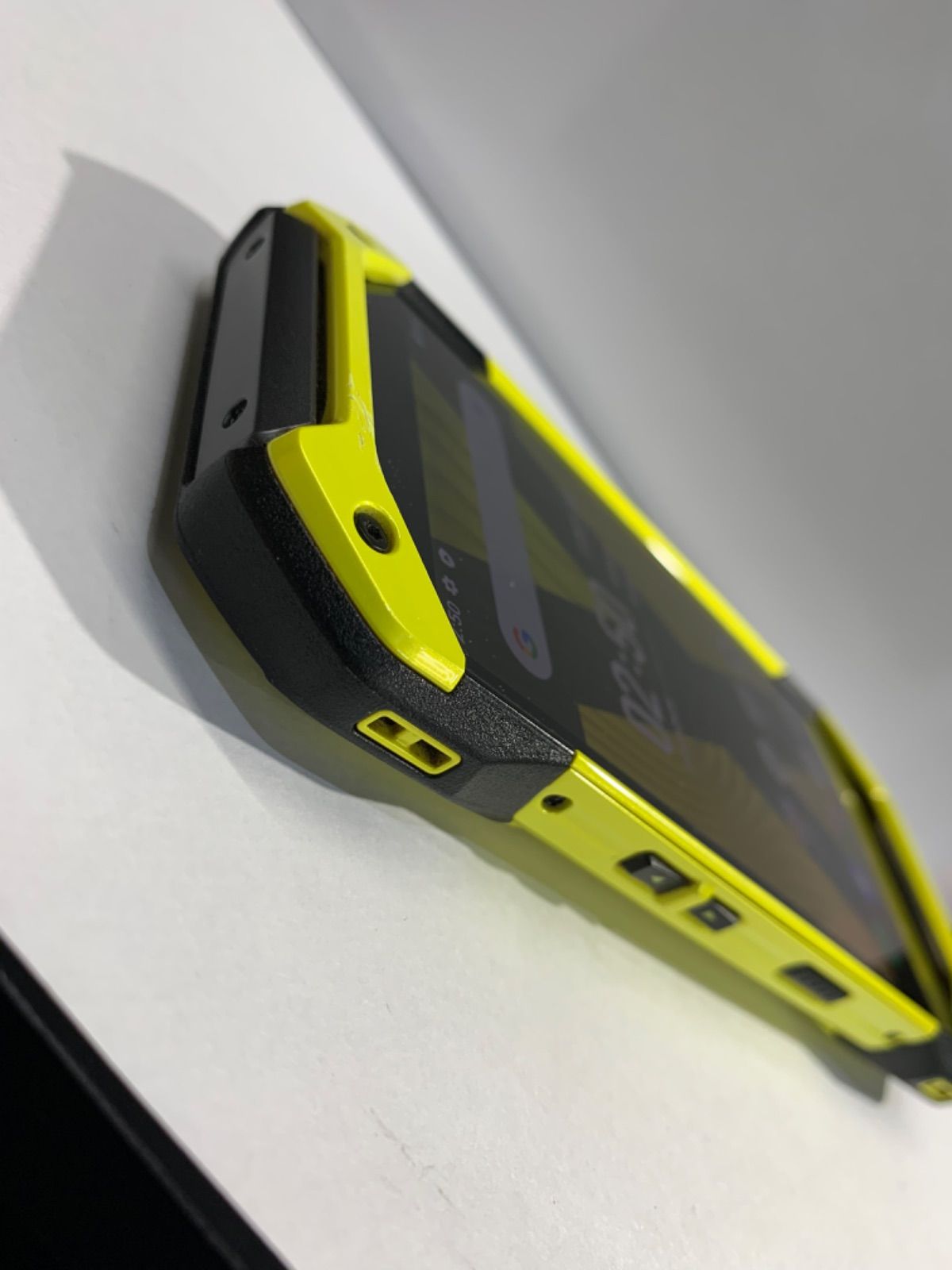 美品 au TORQUE 5G 128GB KYG01 イエロー 本体＋セット 中古】TORQUE 5G 128GB イエロー KYG01 auロック解除SIMフリー