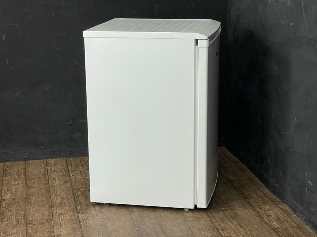 ノンフロン冷凍庫 comfee コンフィー RCU83WH 製 86L 1ドア 3分割 前開き ホワイト B 094066 23097 WWW_KANDAIZUMI_COM