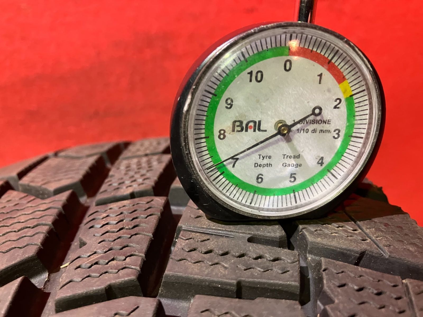 スタッドレスタイヤ 195 65R16 DUNLOP WM02 4本SET