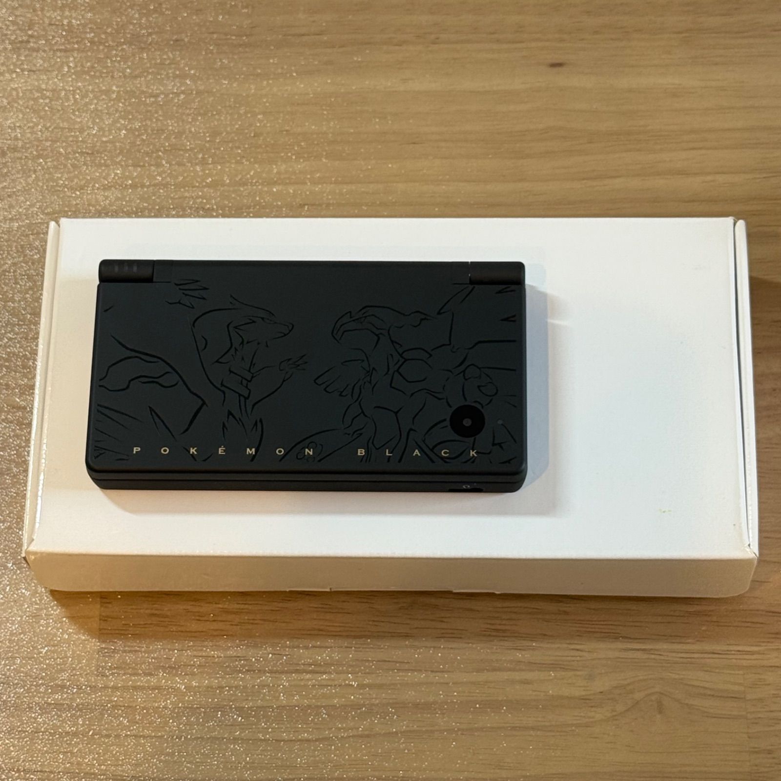 9-017 ほぼ♥ ニンテンドーDSi ゼクロムエディション き 訳アリ