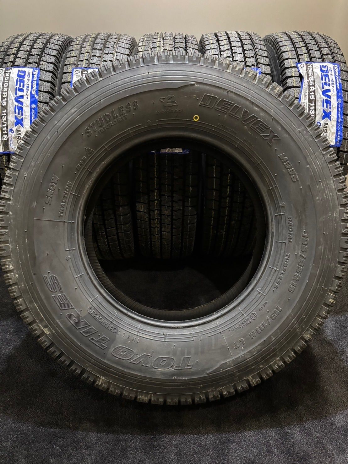 ☆新品 195/85R15 113/111N LT TOYO/DELVEX M935 24年製 スタッドレス 6本 トラックタイヤ キャンター エルフ  (3-H705) - メルカリ