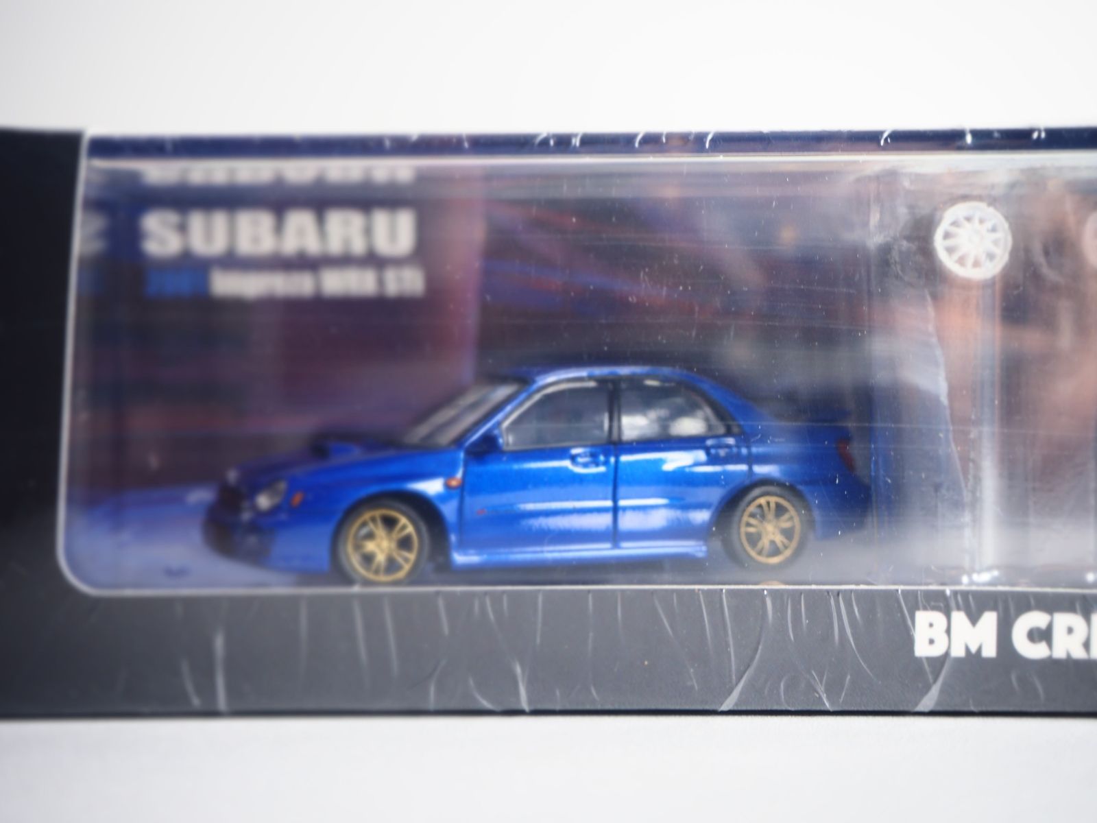 ミニカー　スバル 2001 インプレッサ WRX ブルー LHD 1/64