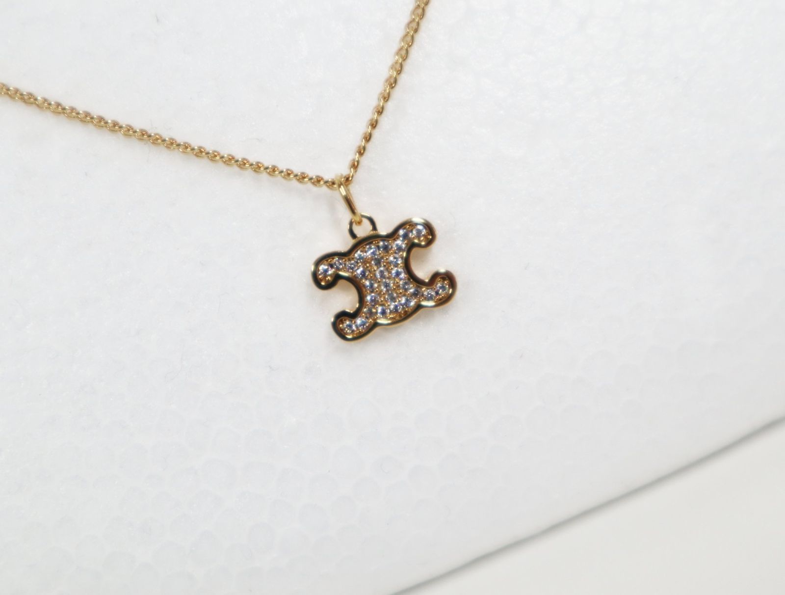 セリーヌ CELINE トリオンフ ラインストーン ネックレス ゴールド