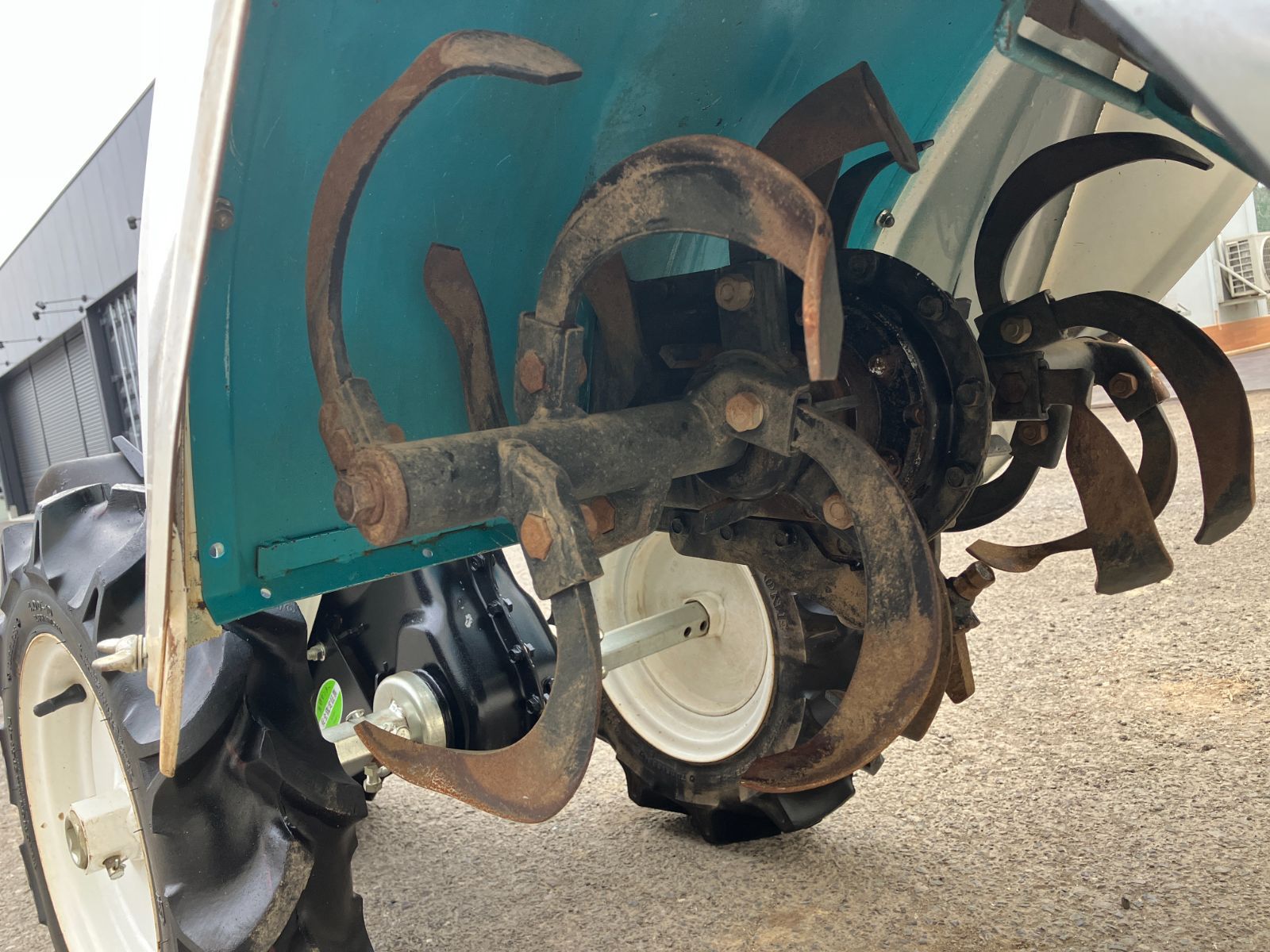 耕運機 ZX690LCH-7｜砕石仕様機｜採石｜業種から探す｜商品情報｜日立建