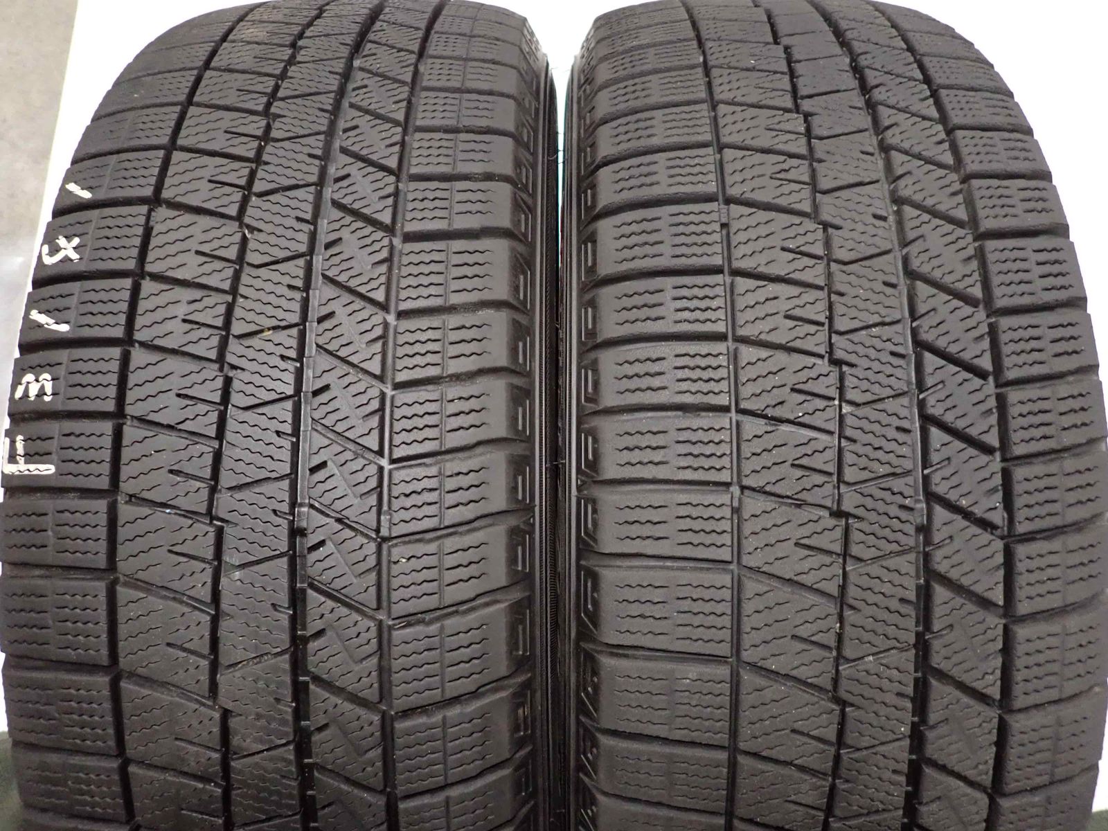 DUNLOP WINTER 送料込4本205/55R16 91QダンロップWINTER MAXX WM01