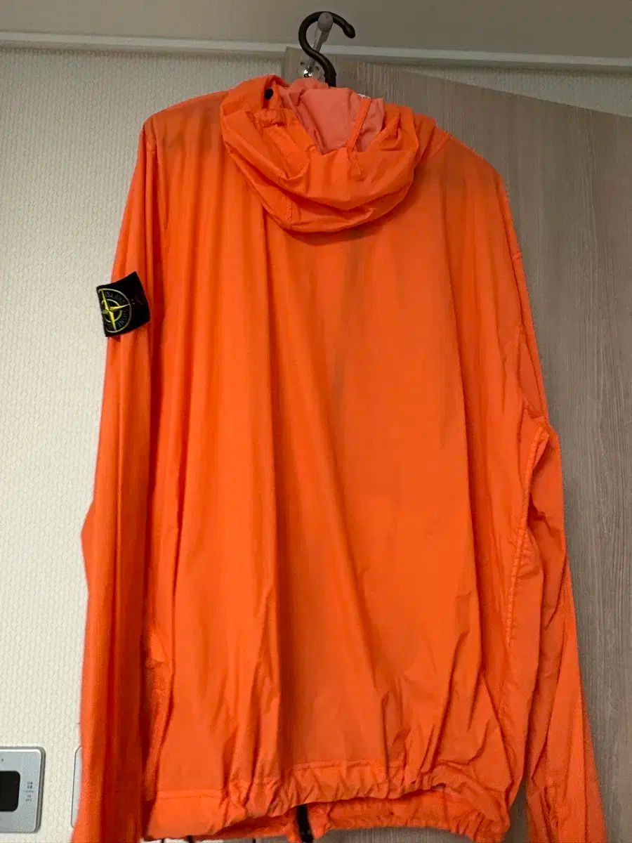 STONE ISLAND ストーンアイランド スキンタッチ L