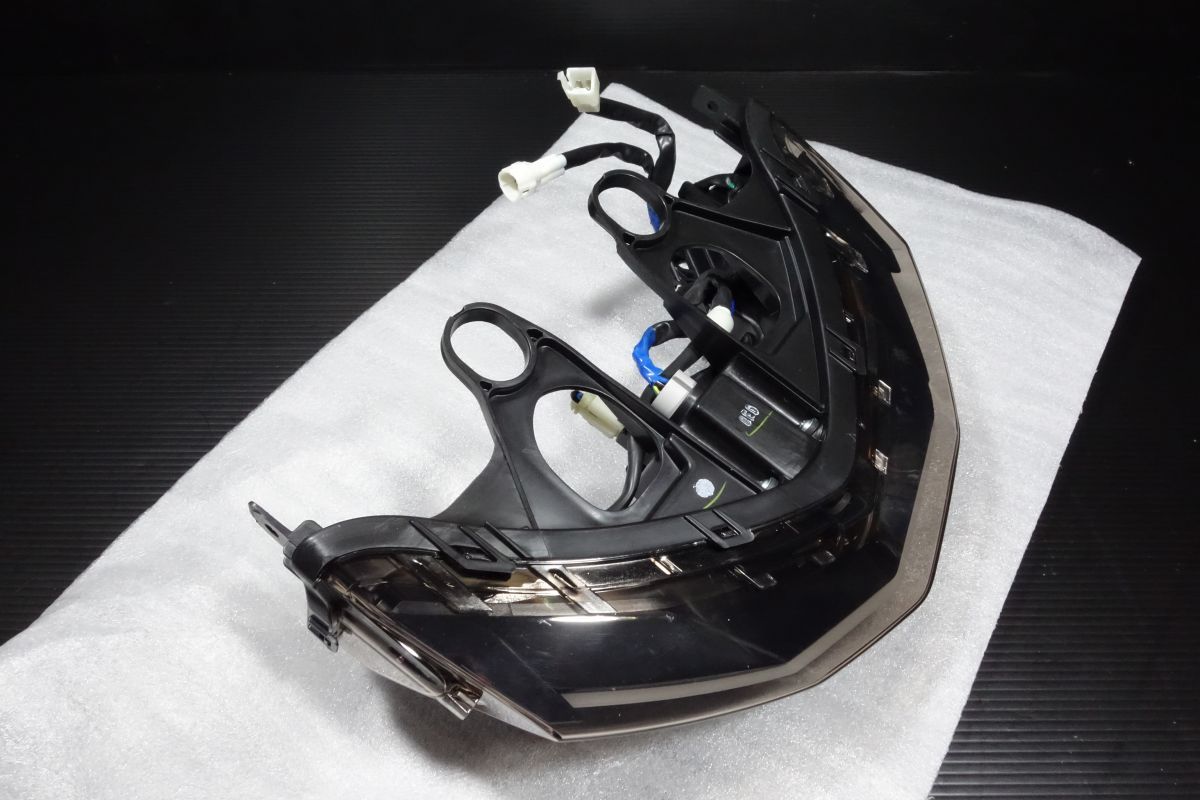 テールランプ LED リアウインカー ユニット ヤマハ 純正 シグナス-X SR FI SED8J 新車外し R20250818