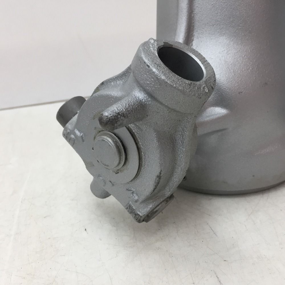 OJ 大阪ジャッキ製作所 アルミジャーナルジャッキ 15t 外箱イタミ・汚れ大 AJ-1510 美品 【工具専門店 テイクハンズ金沢野々市店】 OJ 大阪ジャッキ製作所 アルミジャーナルジャッキ 15t 外箱イタミ