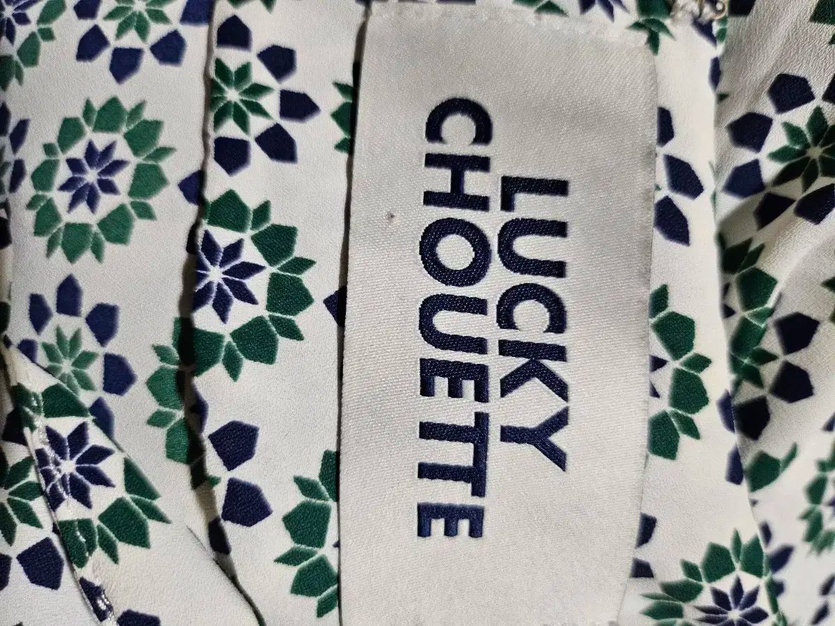 LUCKY CHOUETTE
