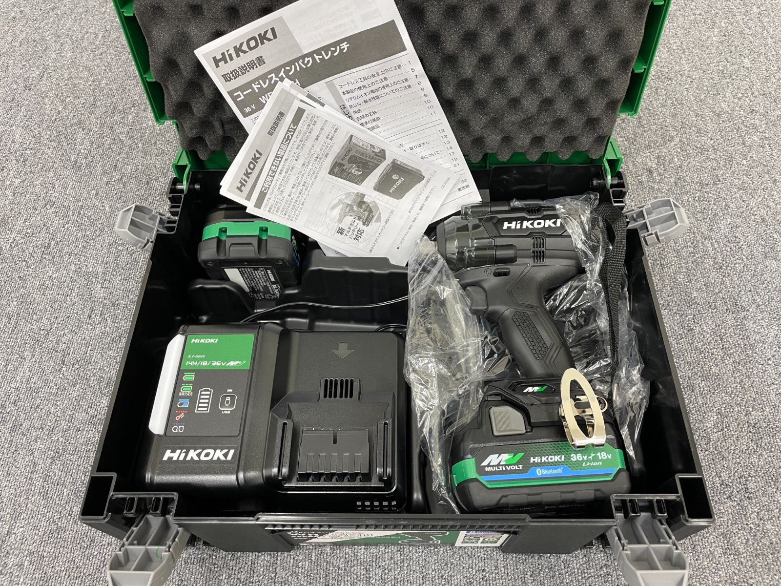 HiKOKI ハイコーキ WR36DH 2XPBSZ 36V コードレス インパクトレンチ ストロングブラック バッテリ2個 充電器 ケース付き 工具 F1 H302