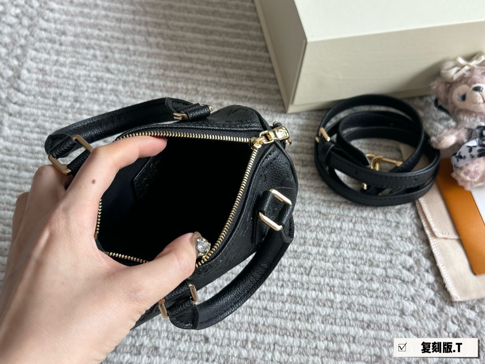【入手困難】Louis Vuitton 2ウェイ ナノ スピーディ 今日特価】LV x Takashi Murakami White Multicolor Nano Speedy