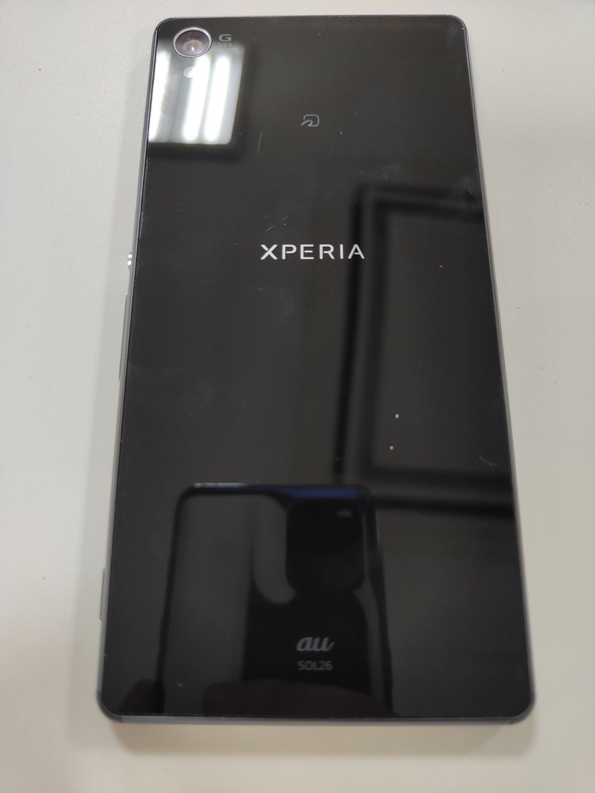 中古】au SONY Xperia Z3 SOL26 画面操作不良 ジャンク ホワイト