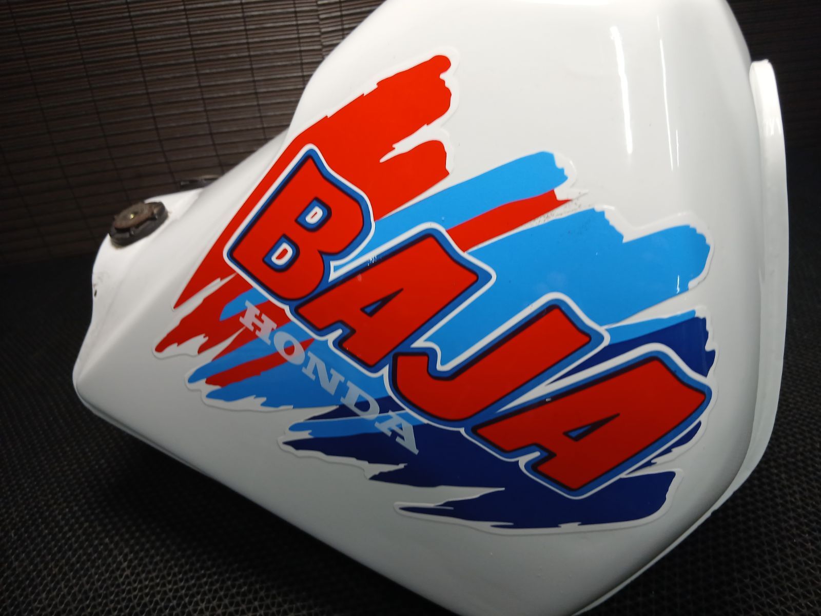 ホンダ XLR250 BAJA】純正ガソリンタンク 美品（実動 動画あり 旧車