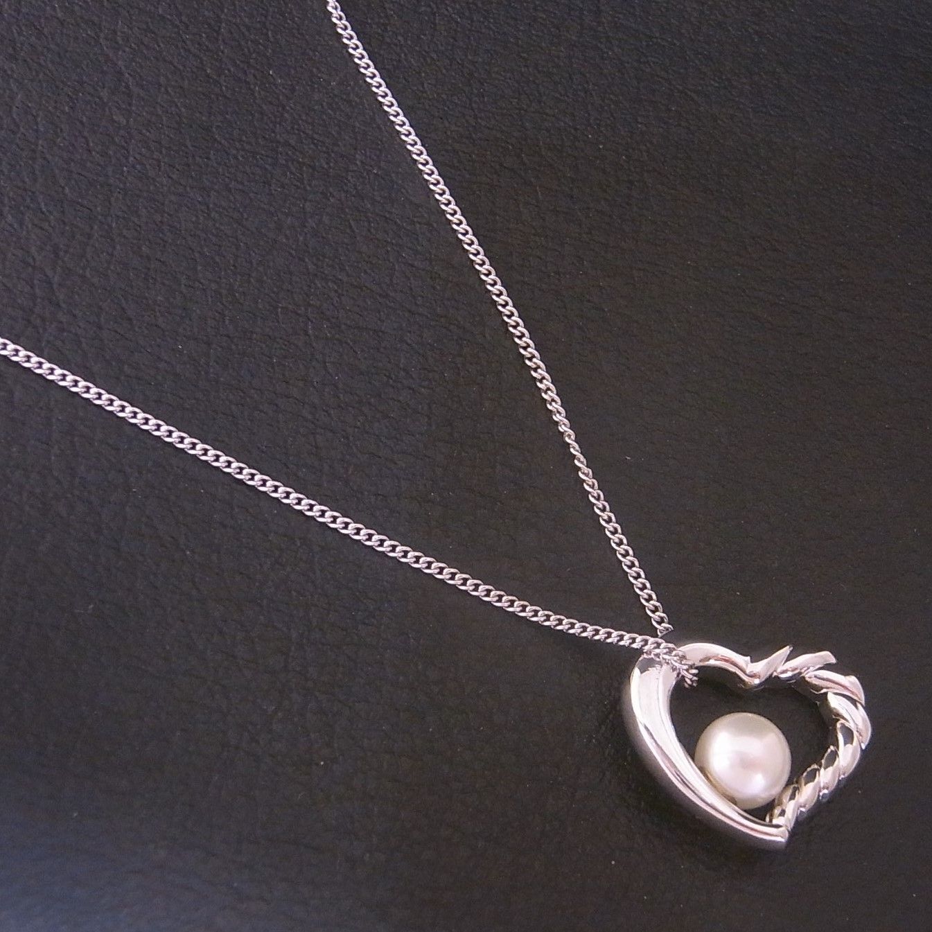 新品同様 美品 田崎真珠 タサキ 7mm玉 パール ハート ネックレス