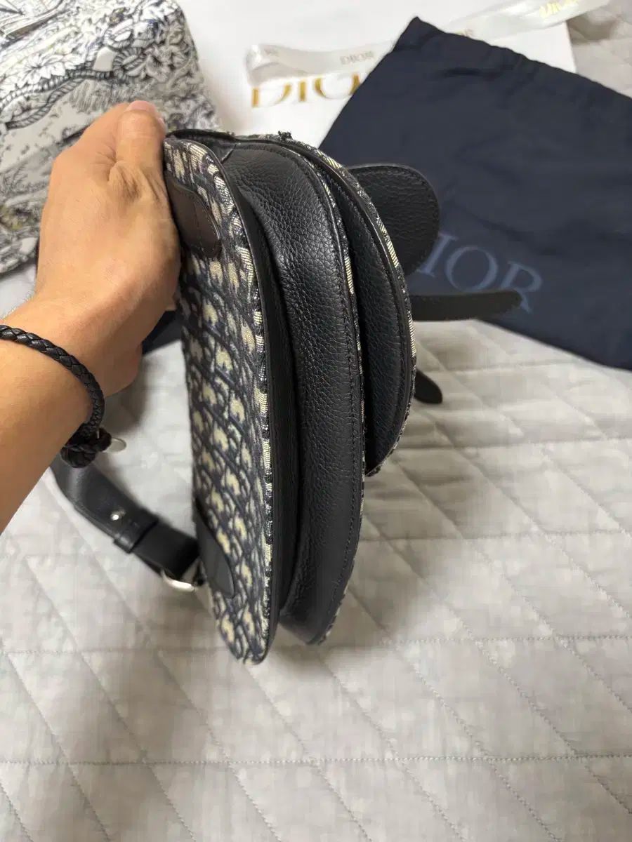 ディオール オブリーク