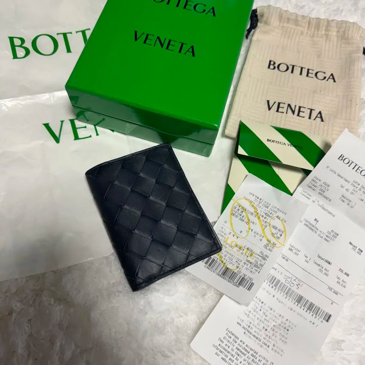 24 年式モデル Bottega Veneta ボッテガヴェネタ ツートン バイ オーガナイザー カードウォレット