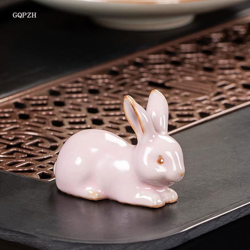新品】 ミニかわいい ウサギ 干支 卯 うさぎ 置物 陶磁器 金運アップ