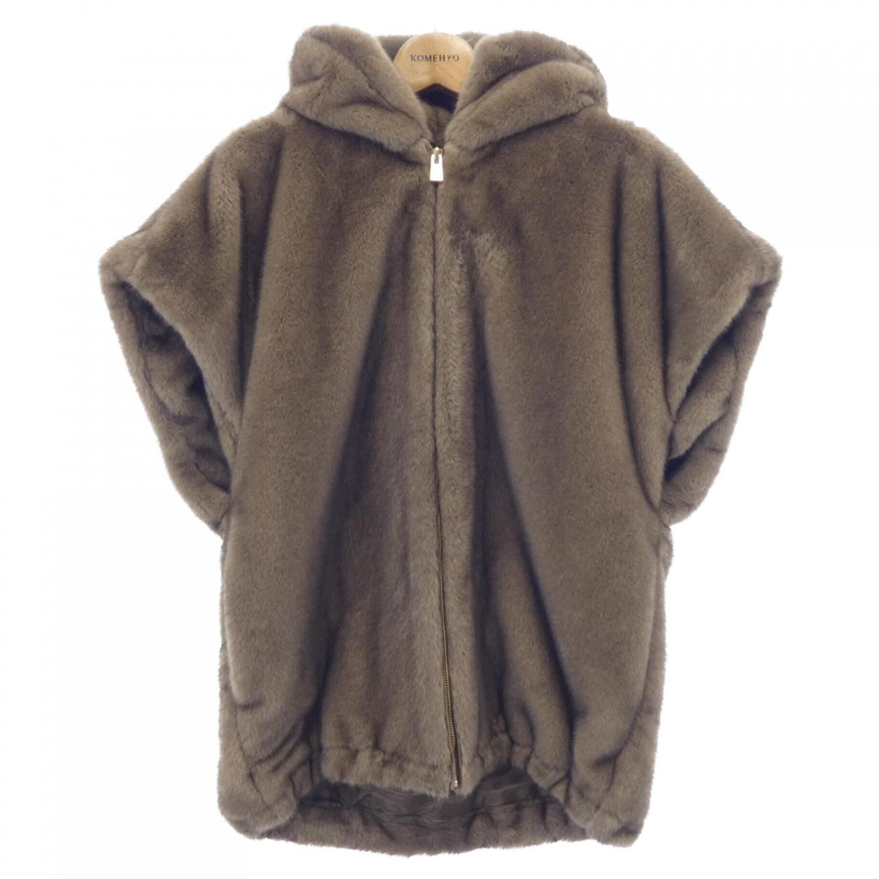 カレンソロジー Curensology CL407109ER-00 ベスト