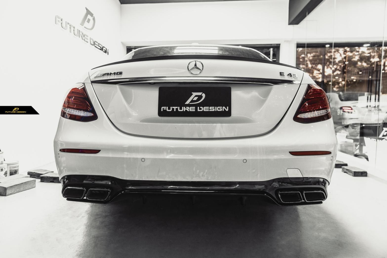 FUTURE DESIGNN】BENZ メルセデス・ベンツ E-Class W213 セダン AMG 