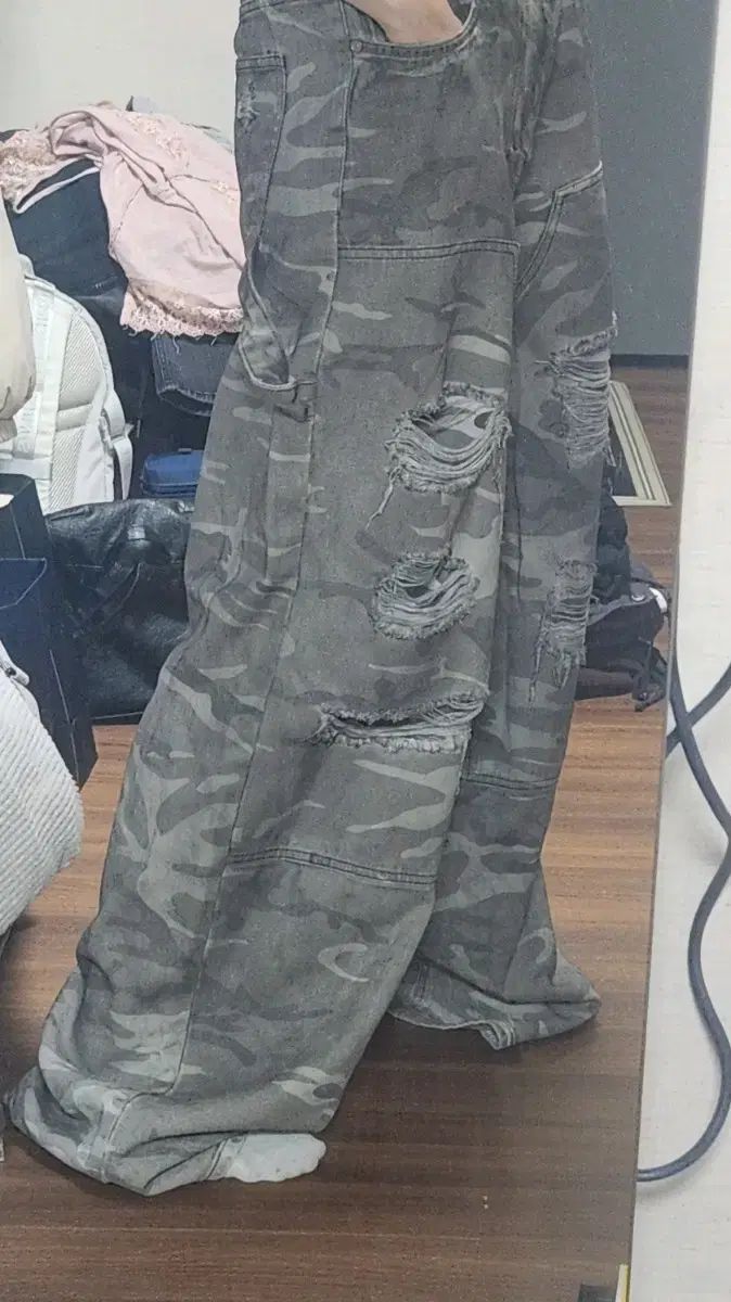 DNSR ディアンドエスアル ダーティー カーペンター カモ パンツ M