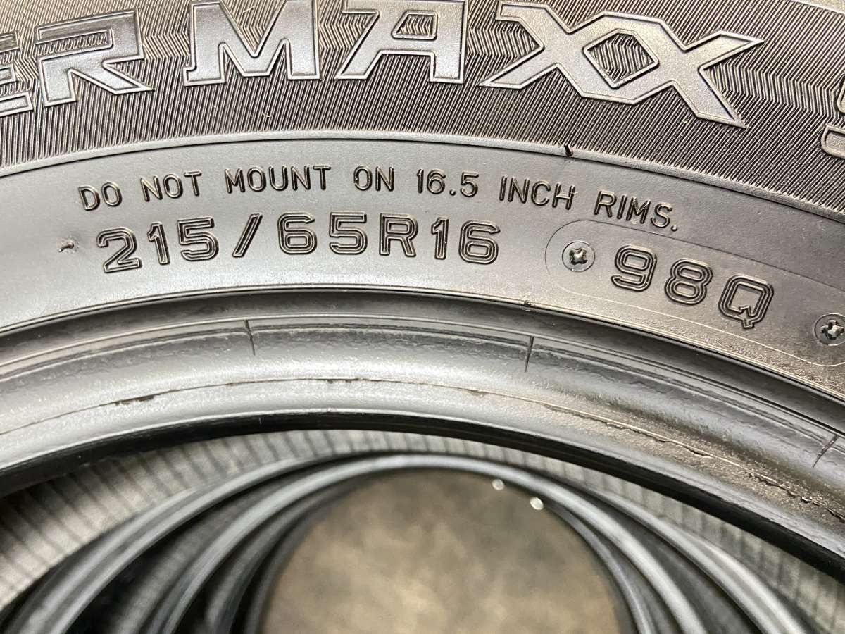 DUNLOP スタッドレス 215/65R16 4本セット 中古スタッドレス WM01 215