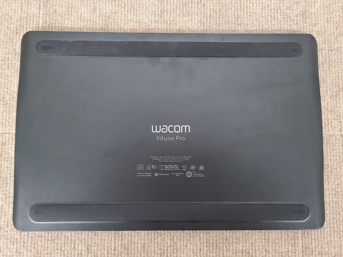 Wacom Intuos Pro PTH-660 Medium ペンタブレット ワコム スタンド付き 動作確認済 [TB001]