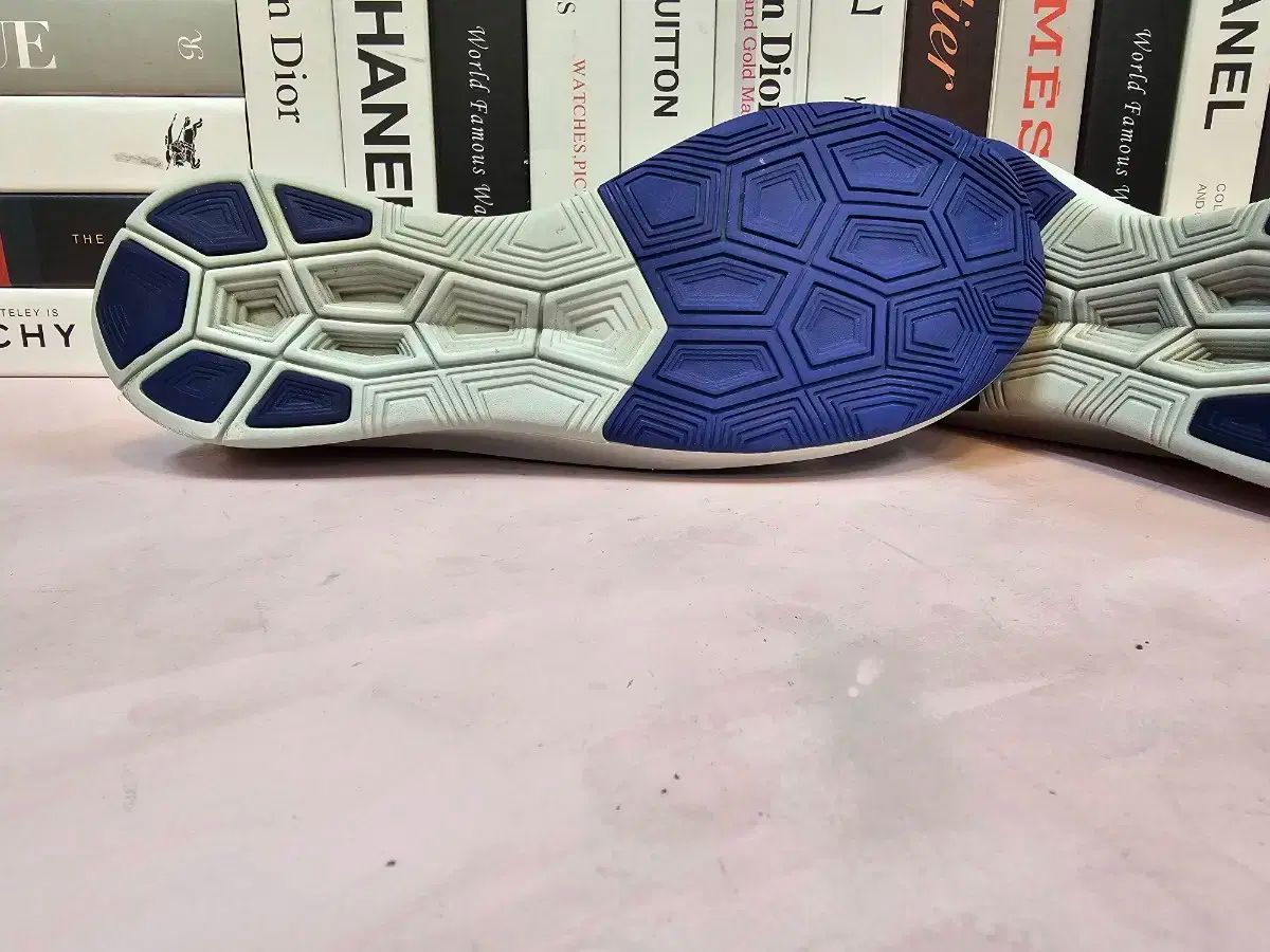 メンズ ランニングシューズ