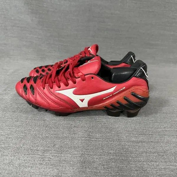Mizuno イグニタス 赤 サッカー・フットサル mizuno ミズノ ウェーブ