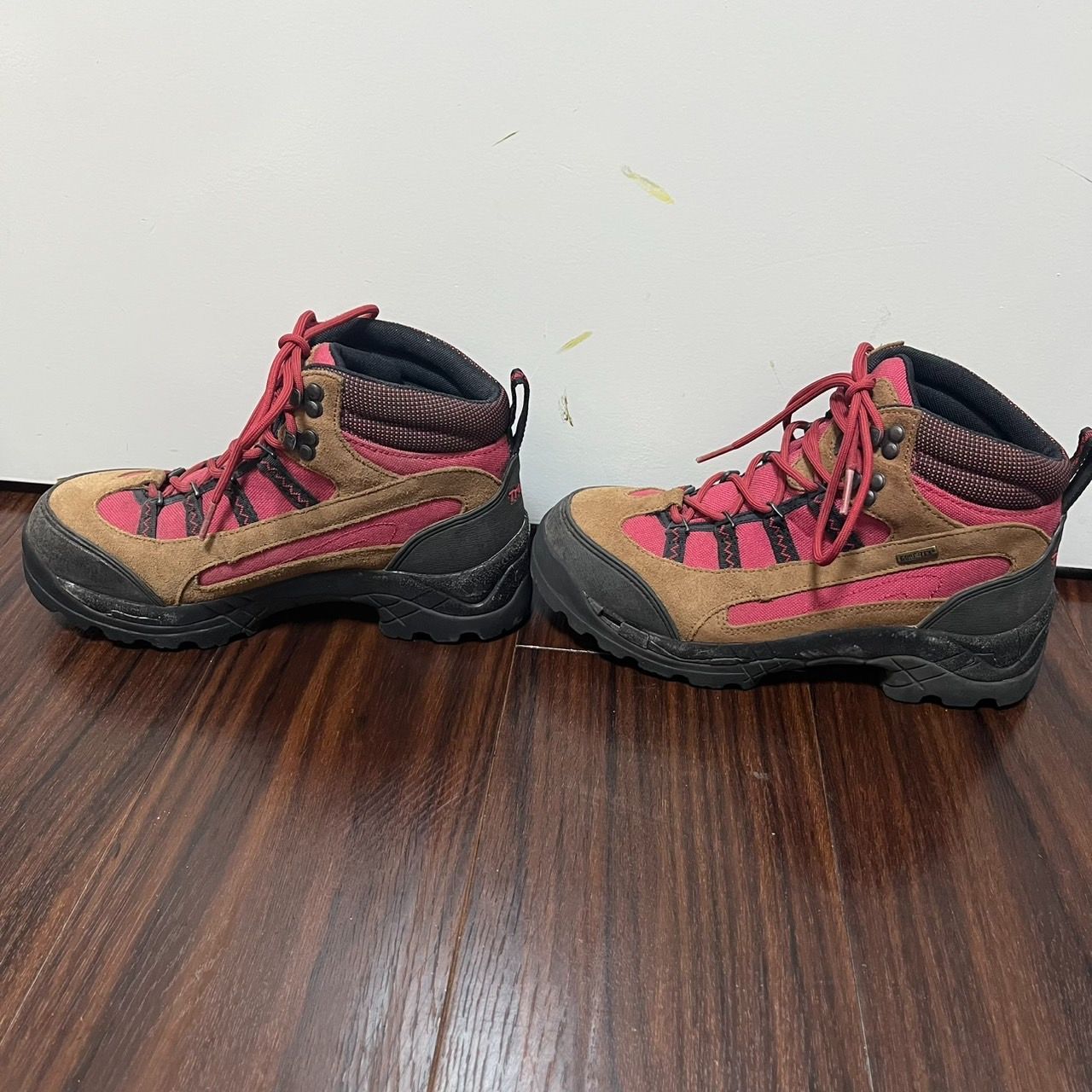 新品 Treksta トレクスタ FP-05 GTX トレッキングブーツ 登山靴 