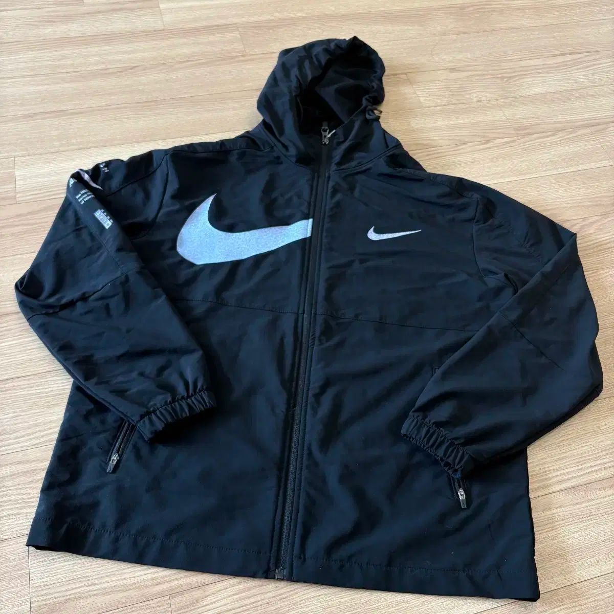 Nike(ナイキ） ビックスウォッシュ フード付き ジップアップ
