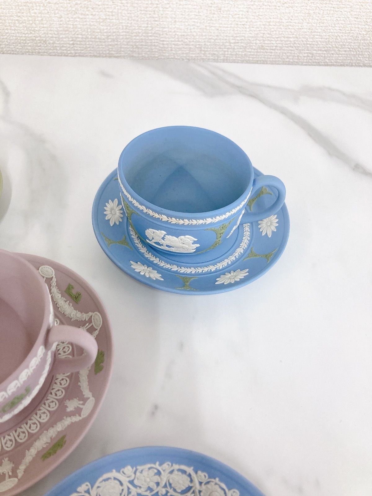 ○ ウェッジウッド 限定500セット ジャスパー コノスール カップ&ソーサー6客セット wedgwood connoisseur  collection a limited edition 【その他】 - メルカリ