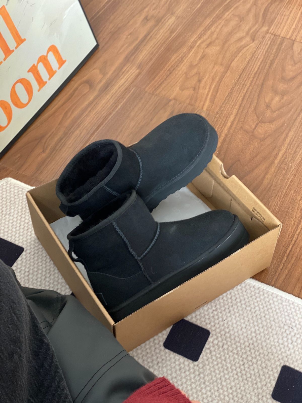 新品、UGG Classic Mini Platform 3cm アグ 厚底 ブーツ クラッシック