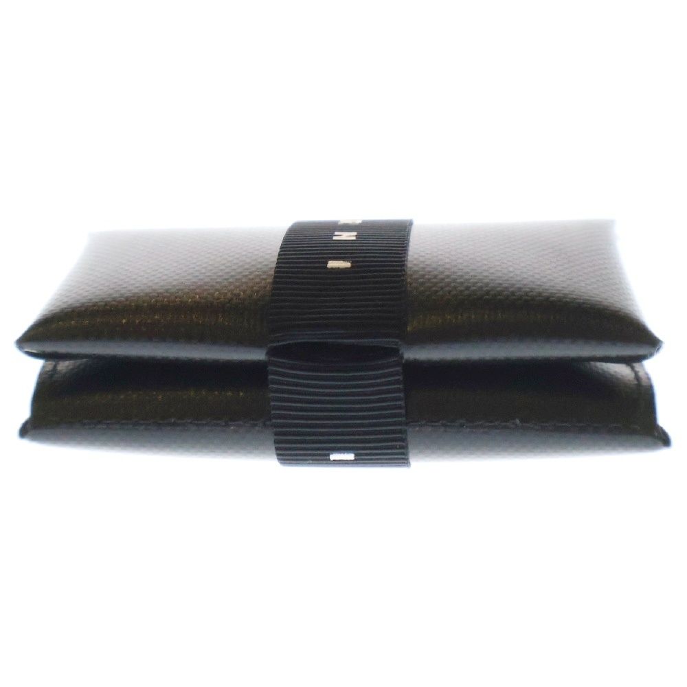 TRIFOLD