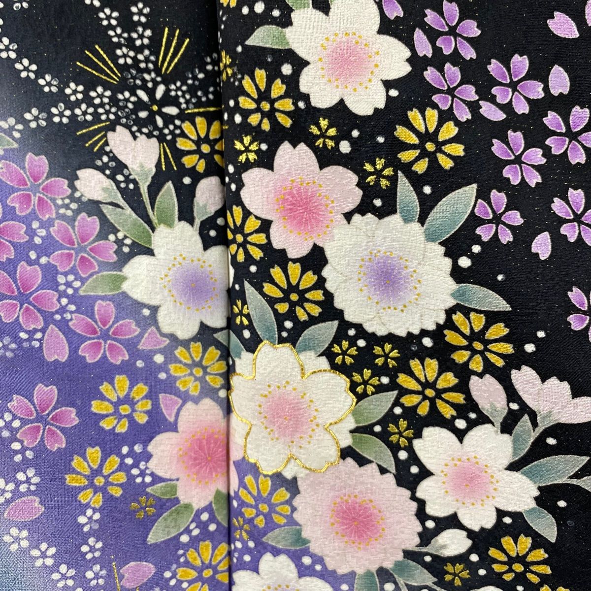 ★専用★振袖 濃紫 枝桜 椿 牡丹 糸巻 招き猫 金彩加工 トールサイズ 振袖レンタル・蝋色 黒系 暈し染め 駒刺繍 金彩 垂枝れ桜 扇