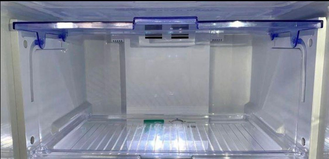 シャープ ノンフロン冷凍冷蔵庫 SJ-D23D-S 2018年製 225L - メルカリ