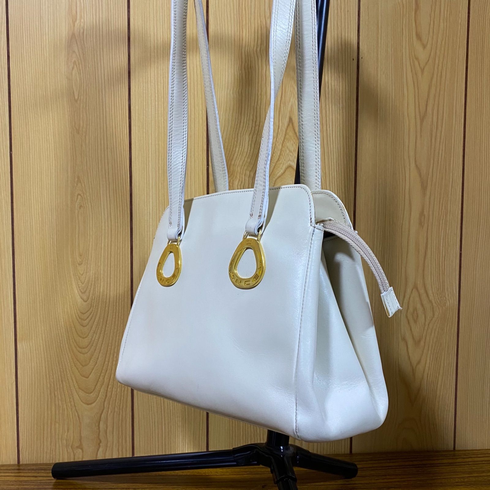 69 lancel ランセル ショルダーバッグ レザー ホワイト レディース 鞄 