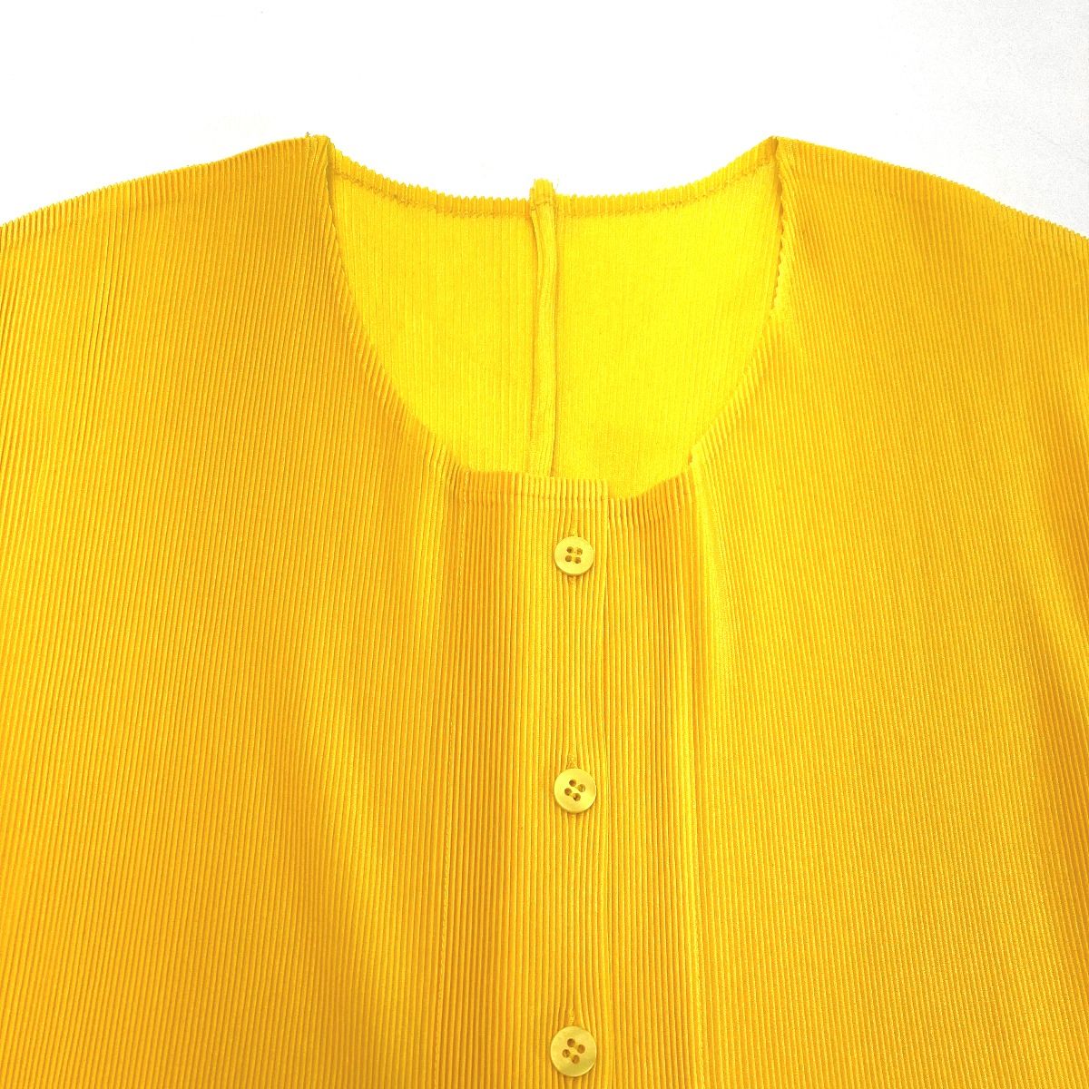 PLEATS