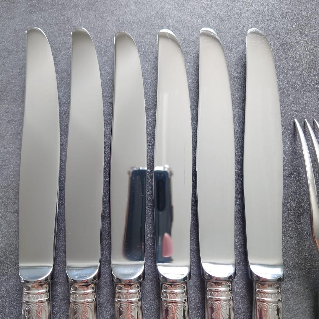テーブルナイフ