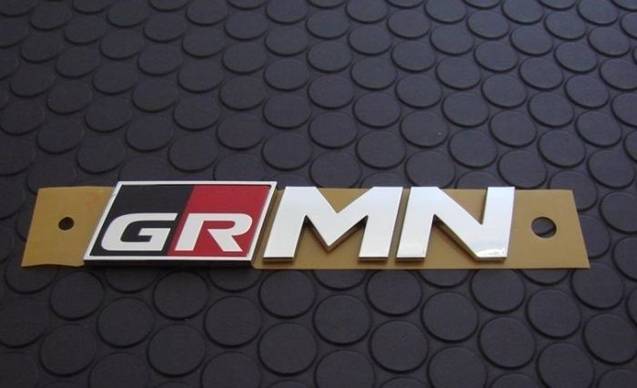 トヨタ純正パーツ GRMN エンブレム（ナナマルクンのパーツ探訪 前編 