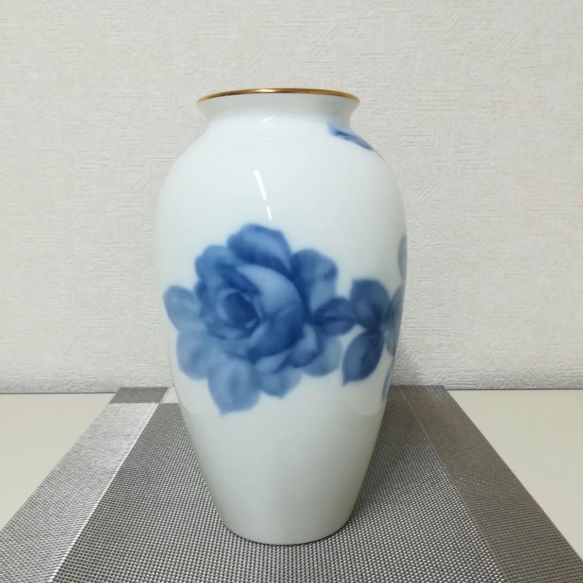 【未使用】大倉陶園 花瓶 梅 花器 フラワーベース 大倉陶園 ブルーローズ 花瓶 花器 フラワーベース 中古美品 オオクラ