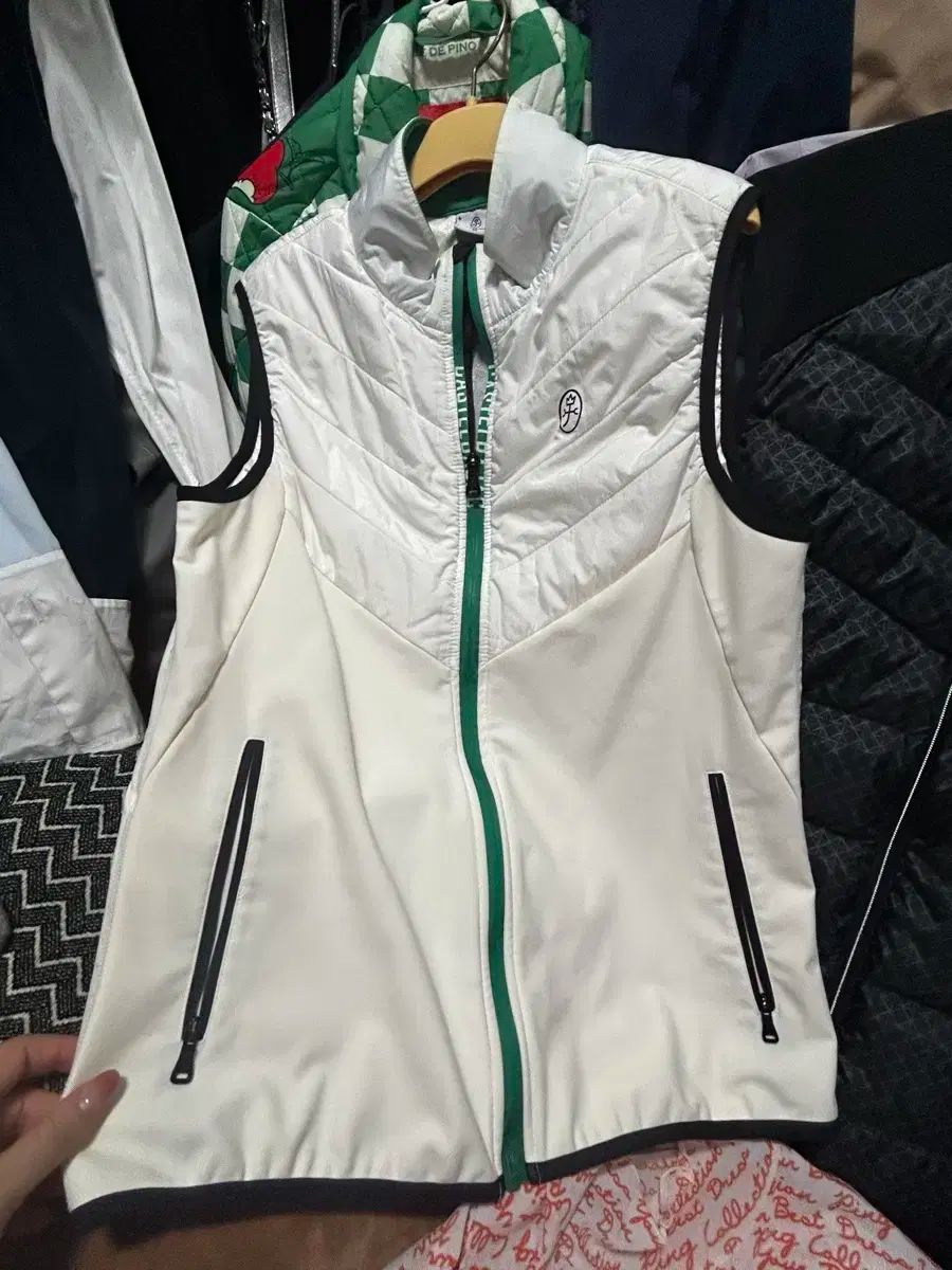 CASTELBAJAC カステルバジャック 白 緑 ゴルフベスト レディース 95