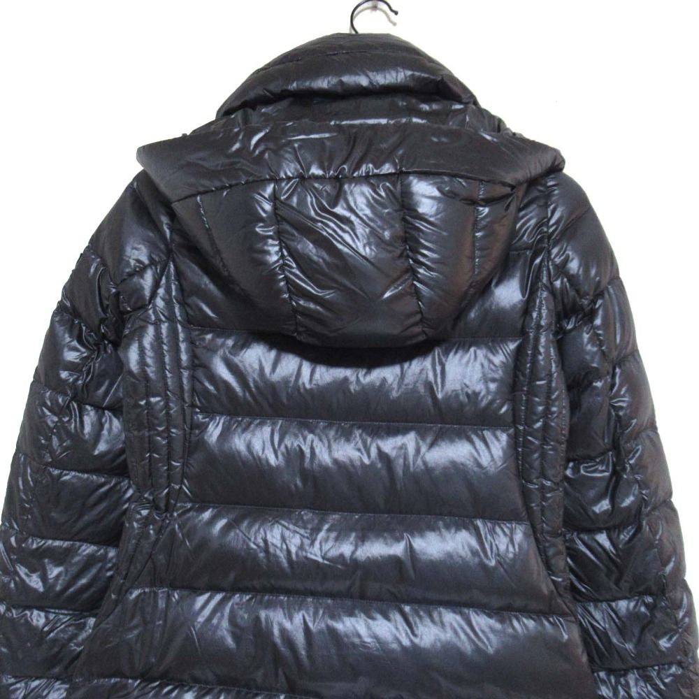 美品 TATRAS タトラス BABILA バビラ フーディー ナイロン